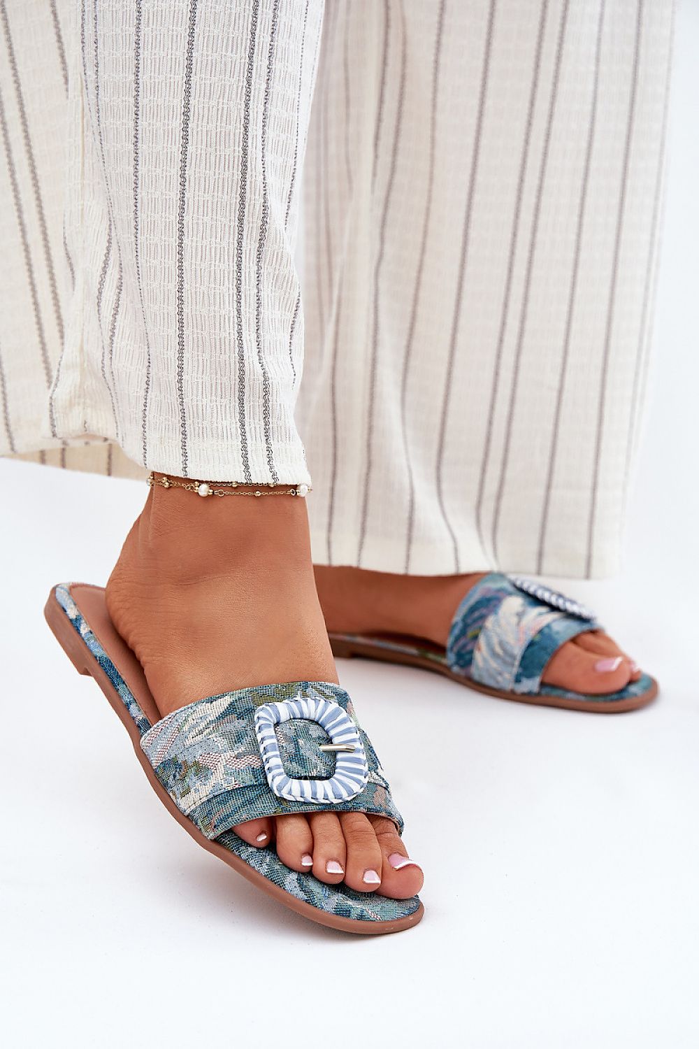 ciabatte model 213962 Step in style