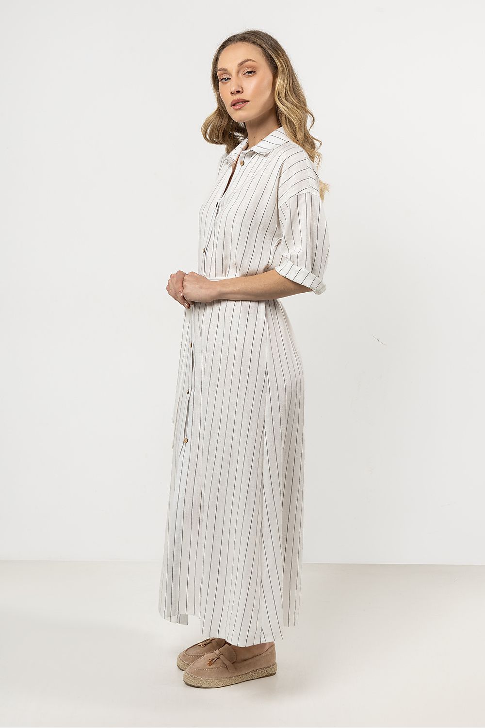 Vestito da giorno model 213970 awama