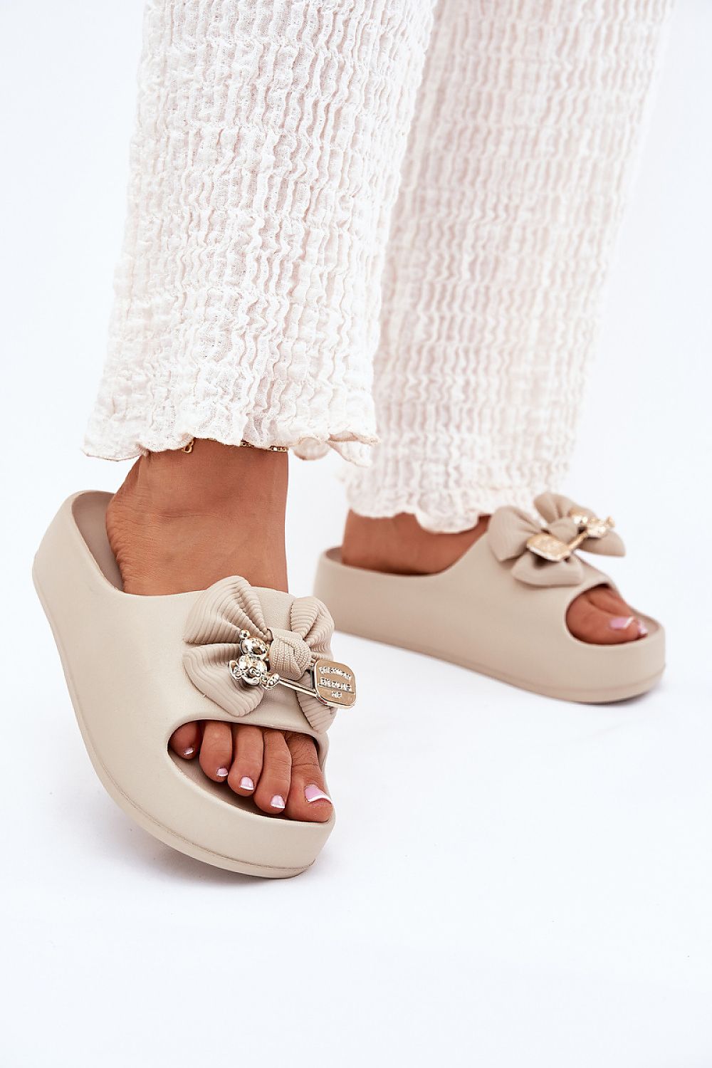 ciabatte model 214403 Step in style
