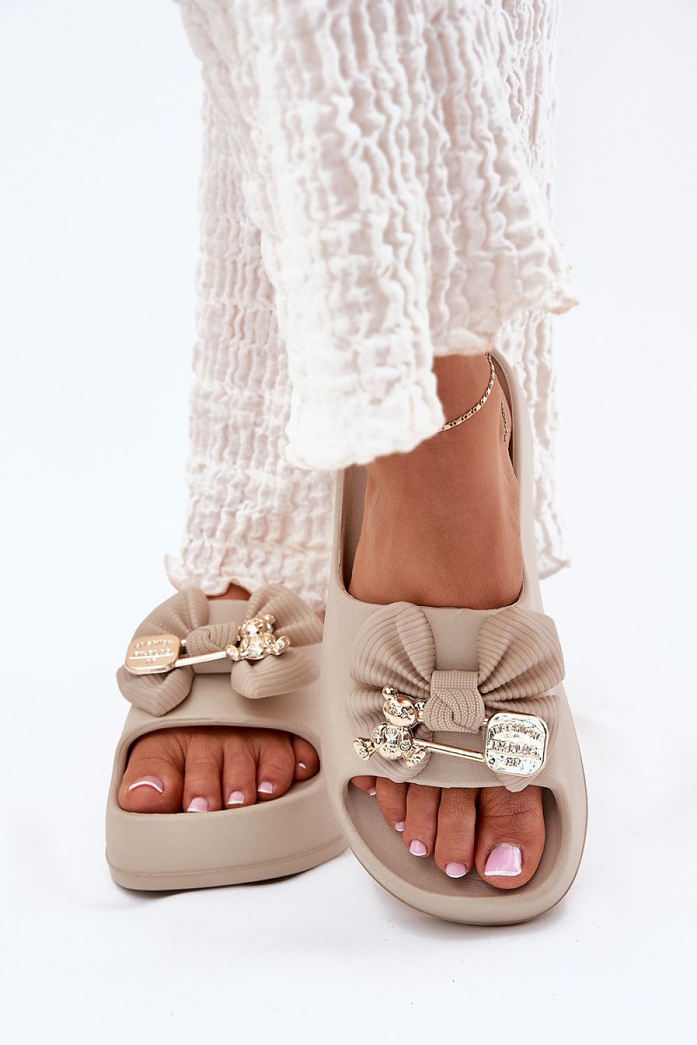 ciabatte model 214403 Step in style