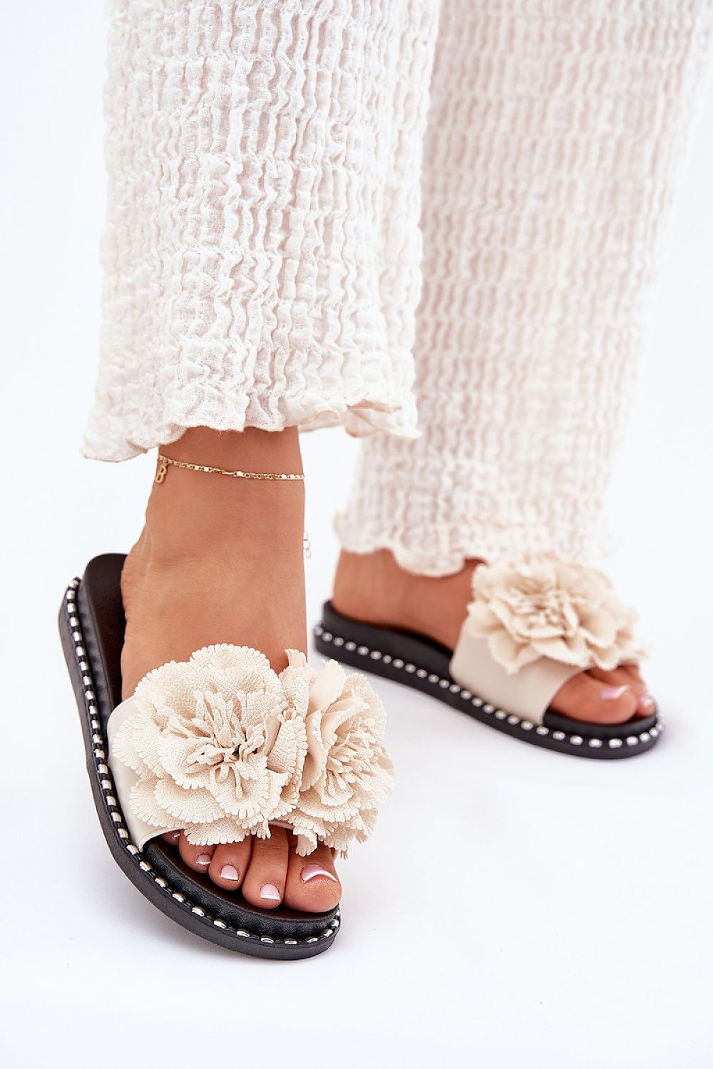ciabatte model 214503 Step in style