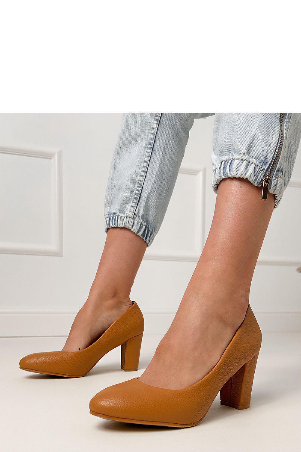 Scarpe con tacco largo model 214591 PRIMO