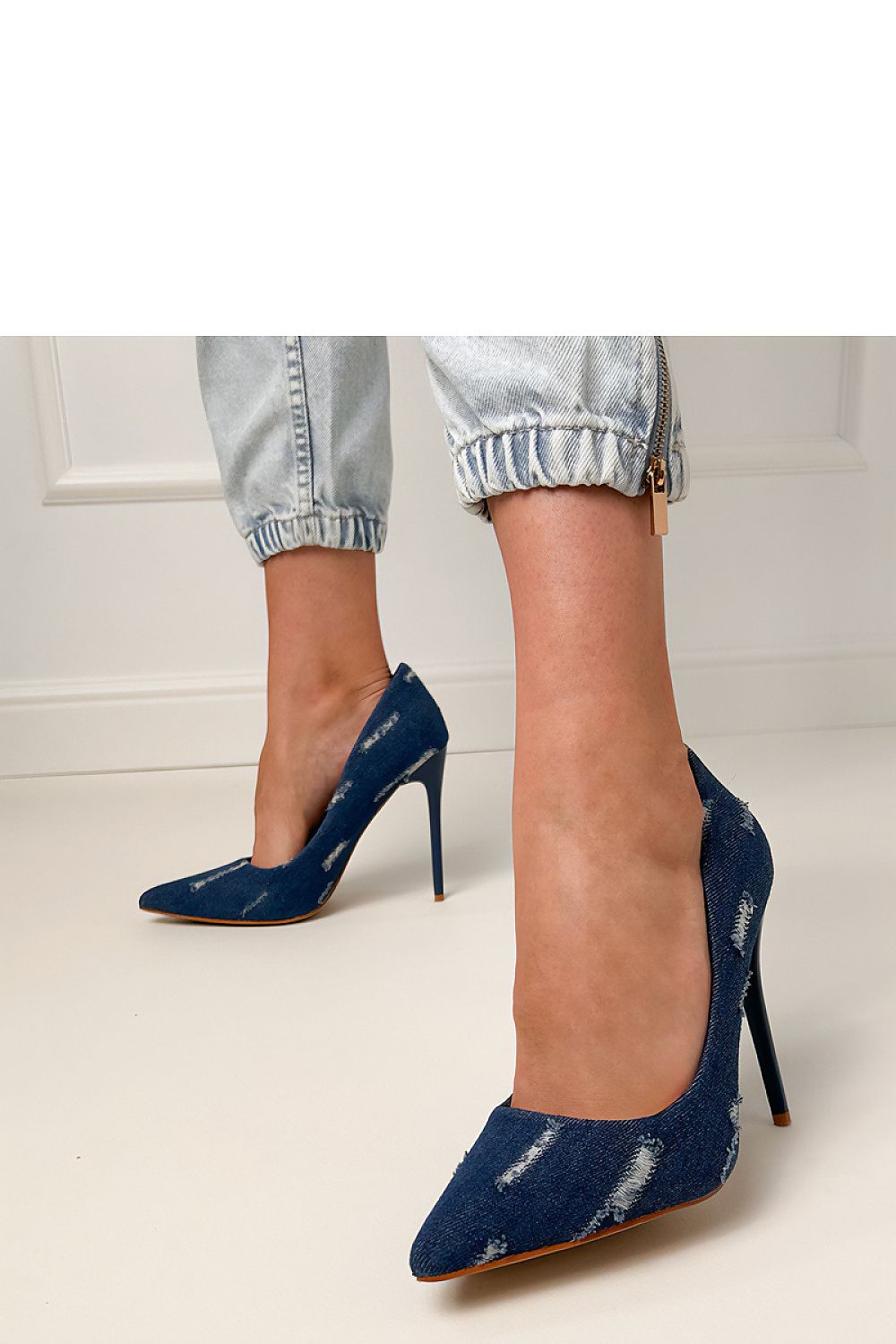 Scarpe con tacco a spillo model 214618 PRIMO