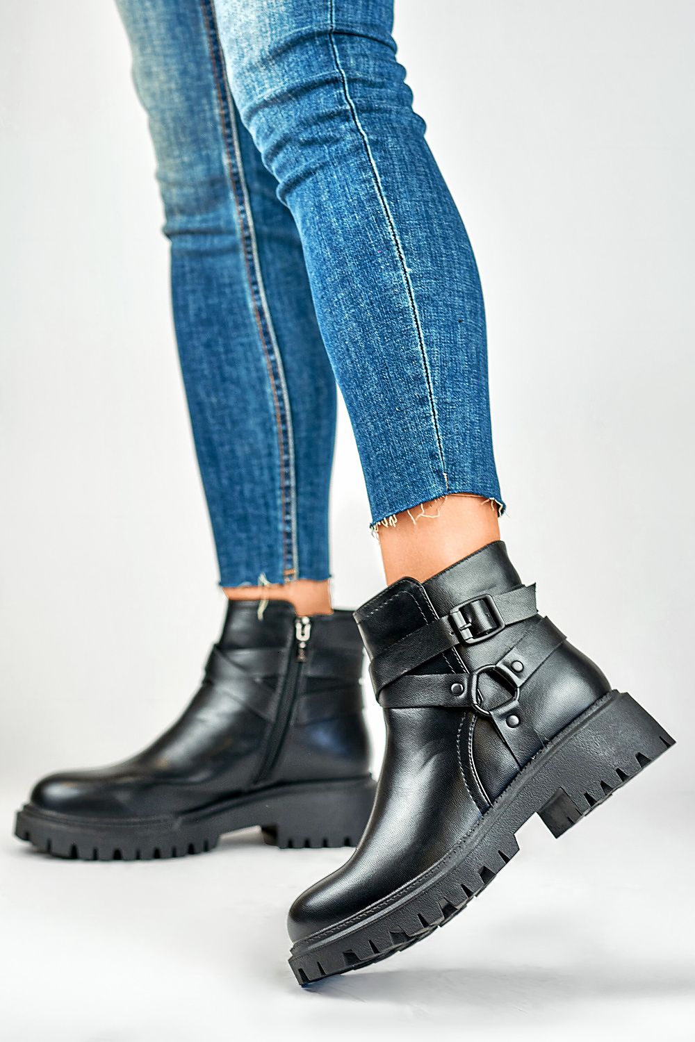 Scarpe con tacco model 184618 PRIMO