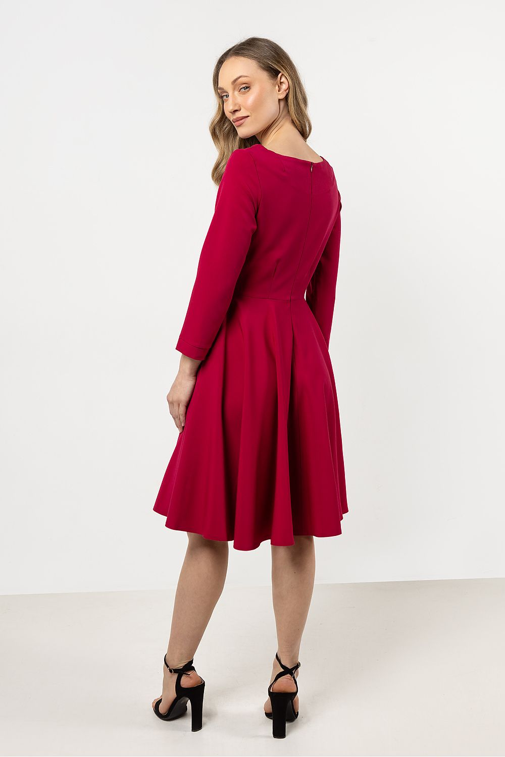  Vestito da giorno model 212239 awama 