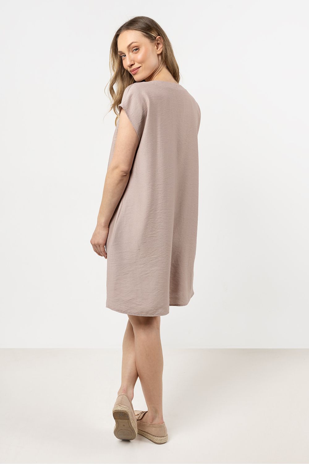  Vestito da giorno model 212243 awama 