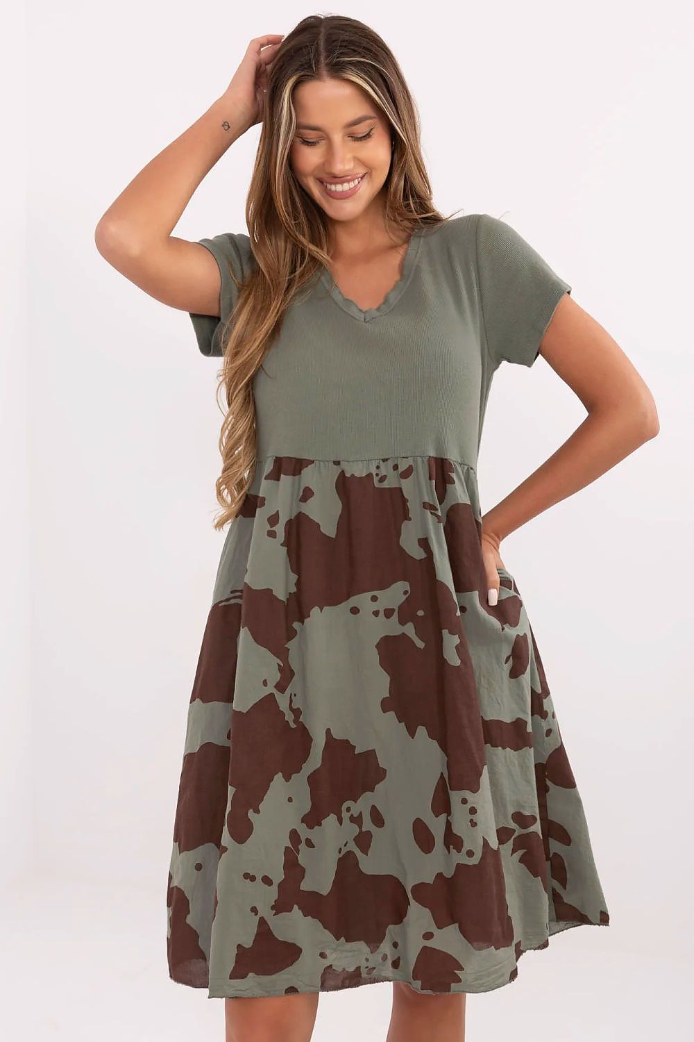  Vestito da giorno model 213801 Italy Moda 