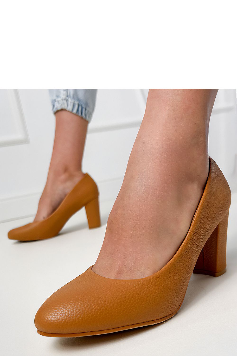  Scarpe con tacco largo model 214591 PRIMO 