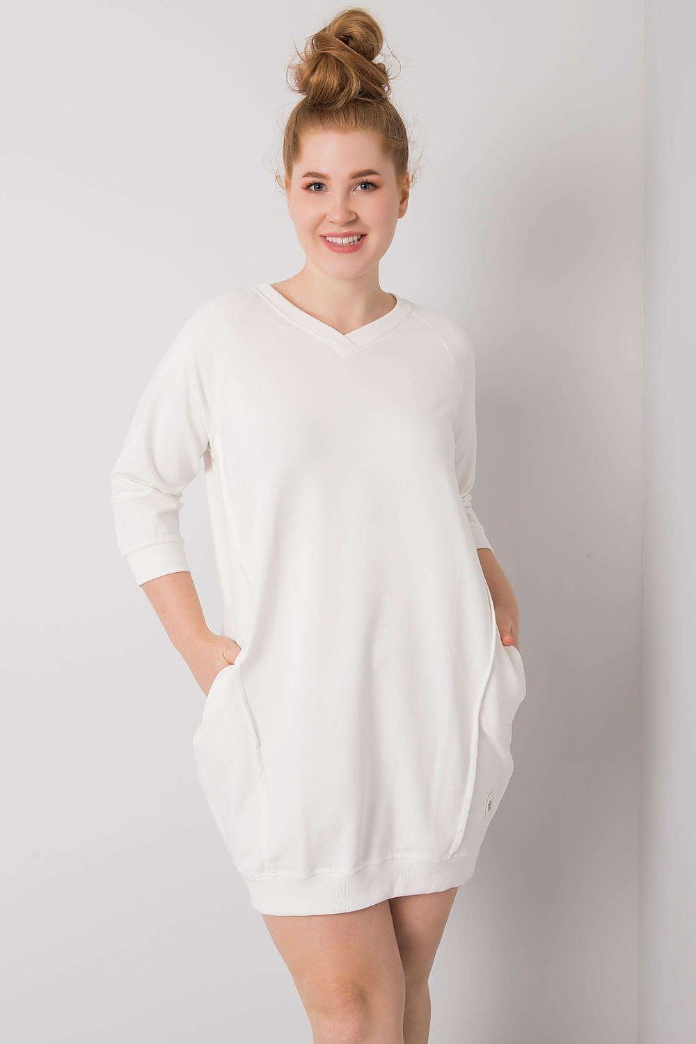  Vestito da giorno model 160077 Relevance 